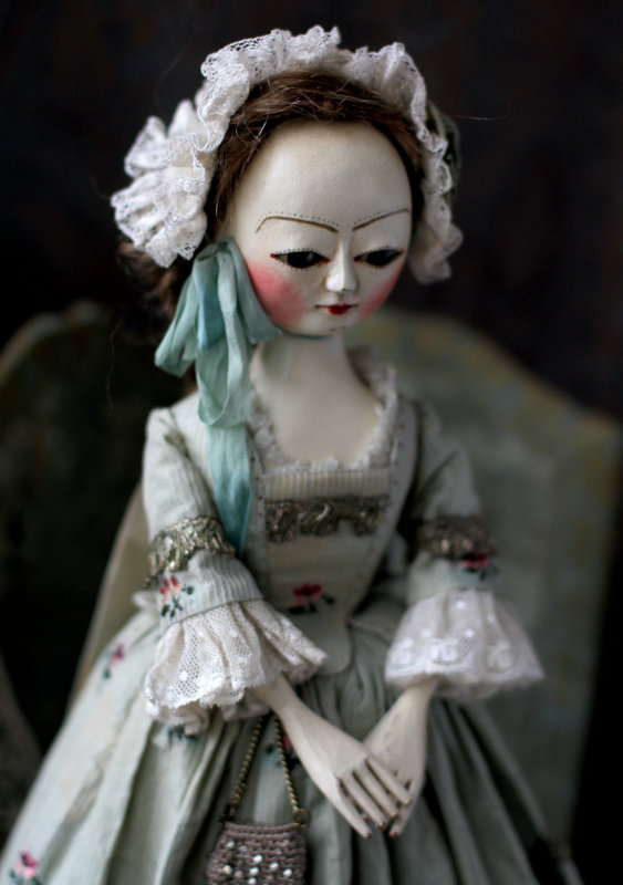 Mordvinkova’s Queen Anne-style dolls are not reproductions; they are her own interpretation of the English wooden dolls made in the 17th and 18th centuries. Most are about 14 inches tall.